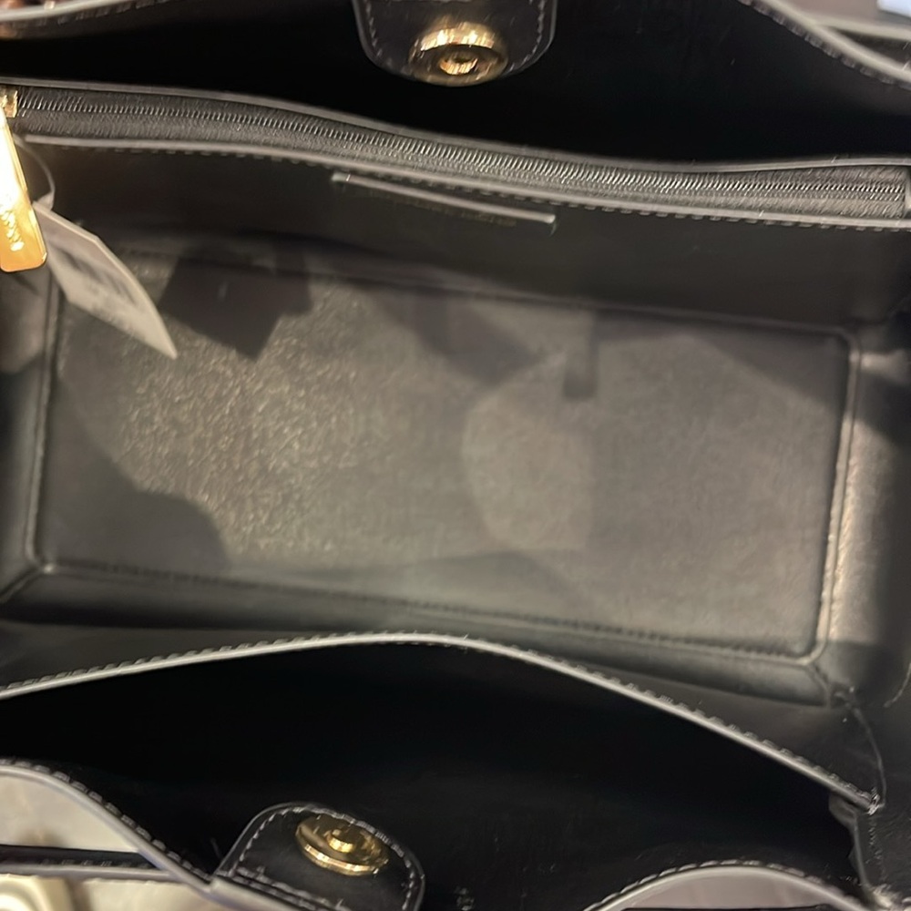 MICHAEL KORS
Reed Large Leather Belted Satchel Shoulder Tote Handbag 
Black - Picture 10 of 16